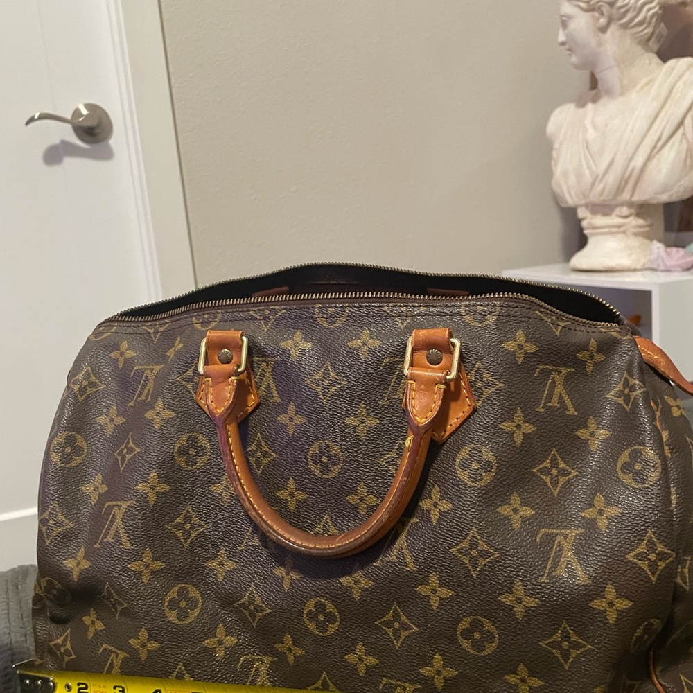 Authentic Louis Vuitton speedy bag - Picture 8 of 12